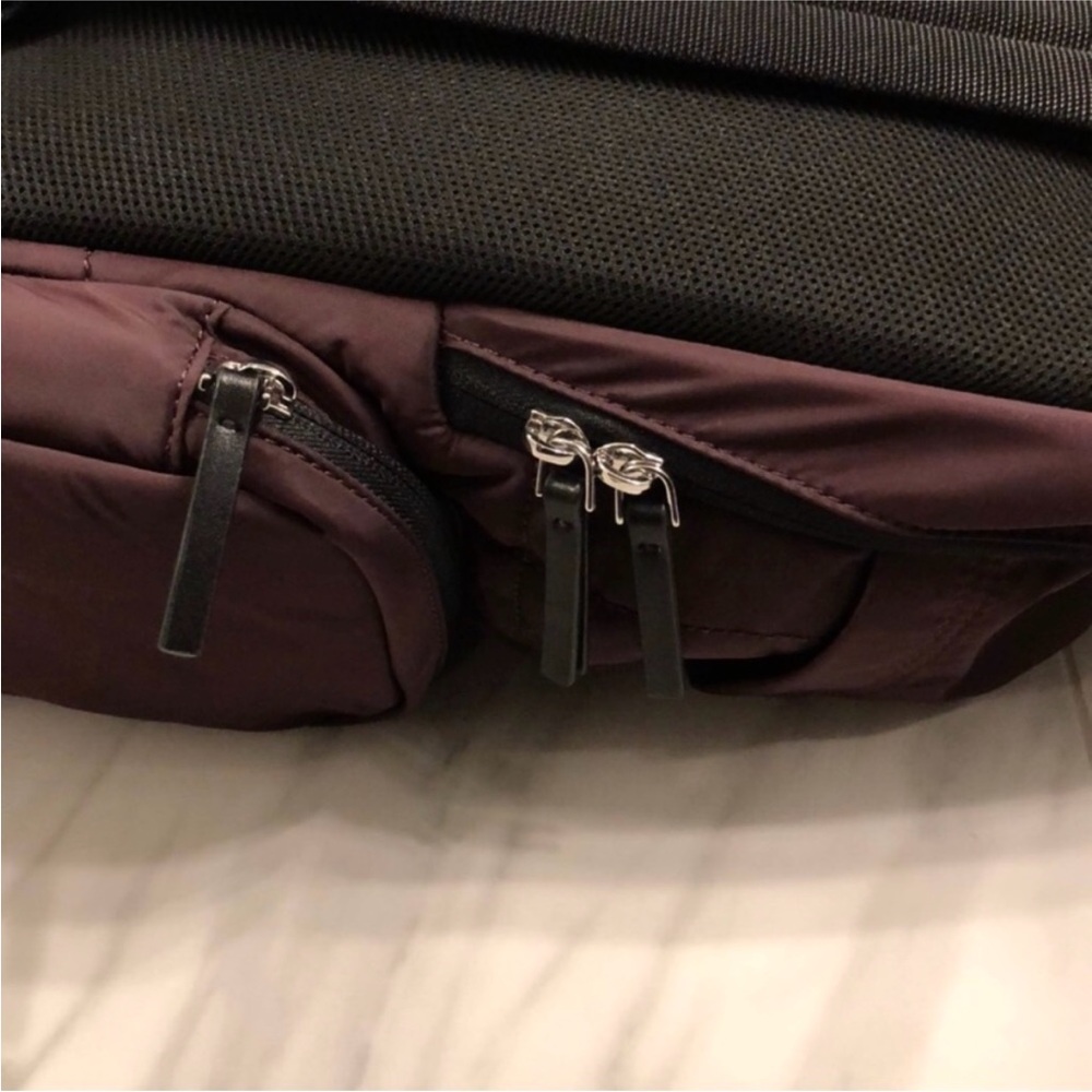 NWT Men’s Calvin Klein Backpack - Picture 7 of 8